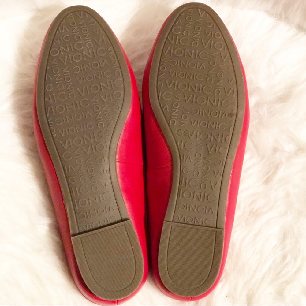 VIONIC • Women’s Adeline Slip-on Mule Loafers - Picture 5 of 8